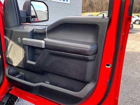 Used 2018 Ford F150 XLT w/ Equipment Group 302A Luxury image 19