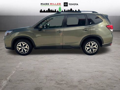 Used 2021 Subaru Forester Premium w/ Popular Package #1 AWD/4WD image 2