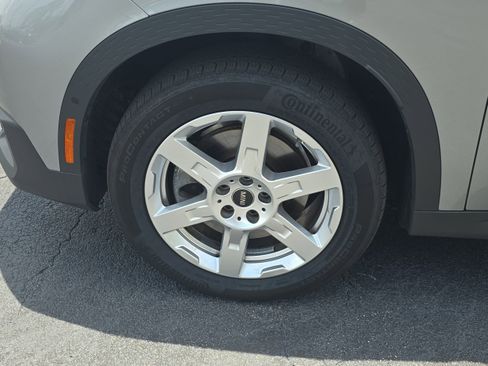 Used 2025 MINI Cooper Countryman S w/ Comfort Package Max image 9