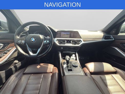 Used 2020 BMW 330i xDrive Sedan w/ Premium Package AWD/4WD image 4