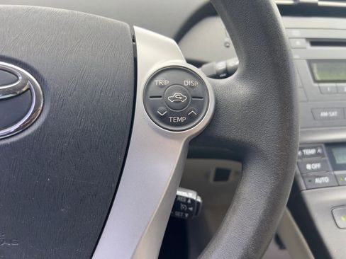 Used 2010 Toyota Prius Three image 14