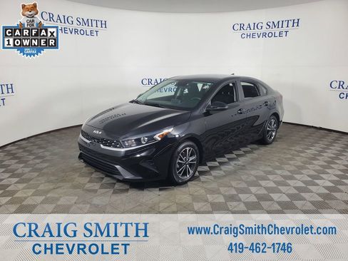 Used 2022 Kia Forte LXS w/ LXS Technology Package image 1