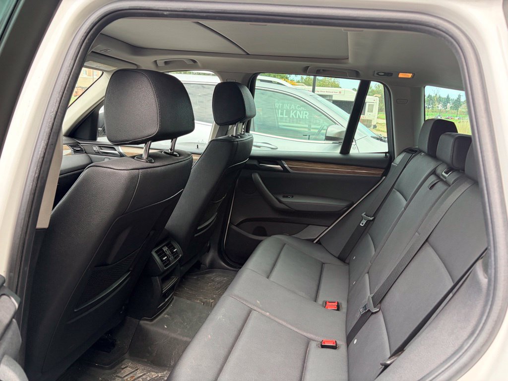 Used 2017 BMW X3 sDrive28i RWD image 7