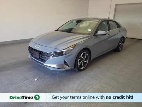 Used 2022 Hyundai Elantra SEL w/ Convenience + Premium Package FWD image 1