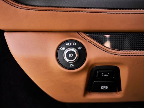 Used 2020 Ferrari F8 Tributo image 54