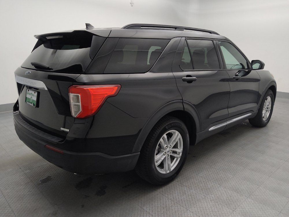 Used 2020 Ford Explorer XLT RWD image 9