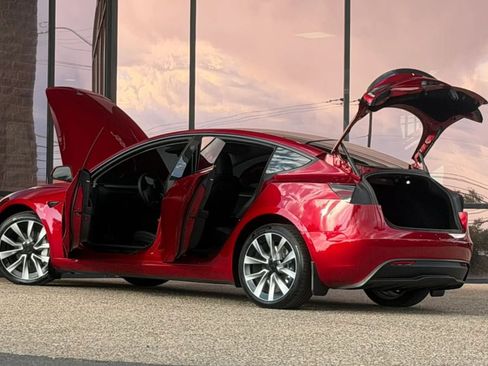 Used 2024 Tesla Model 3 Long Range AWD/4WD image 30