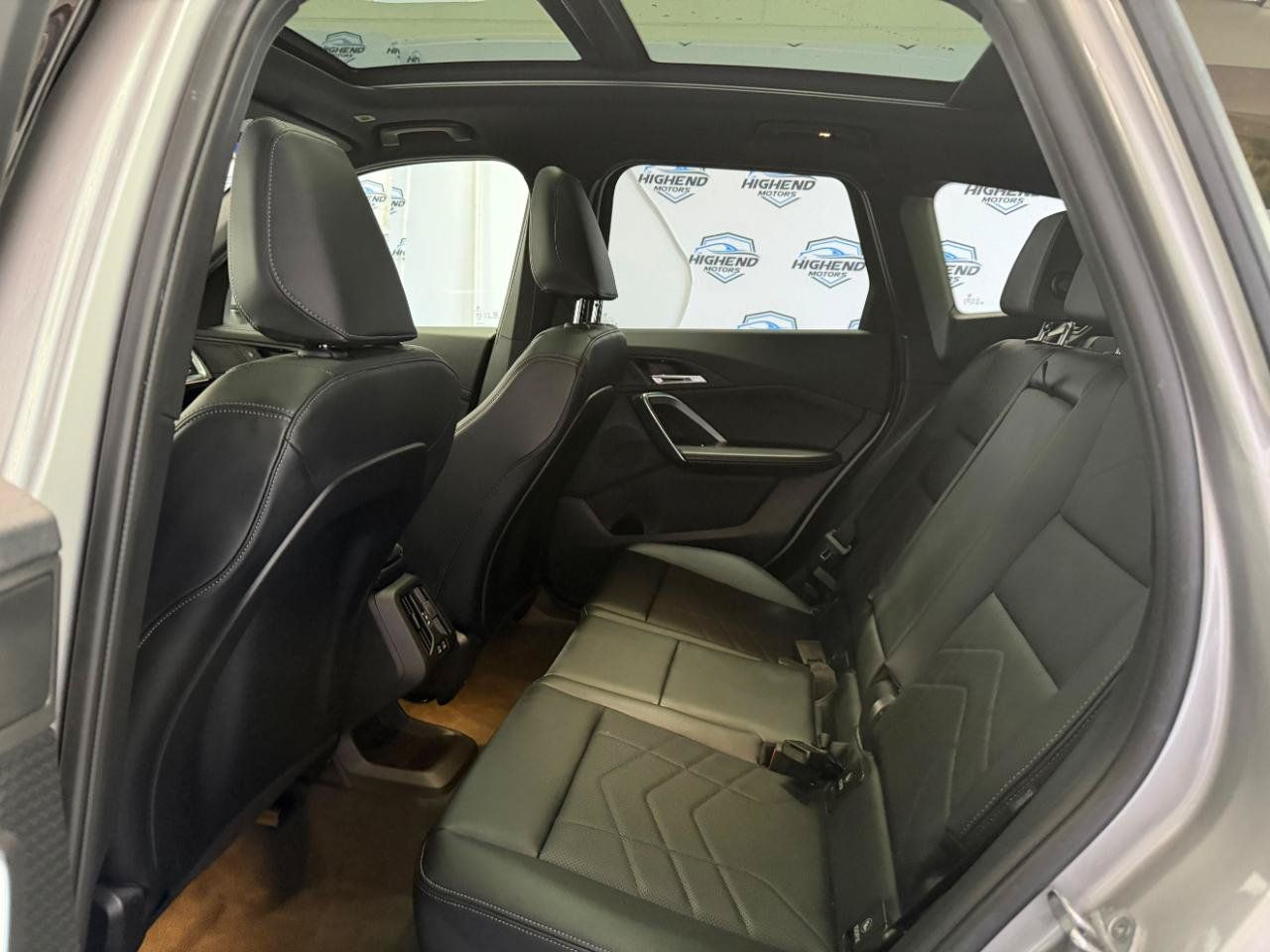 Used 2026 BMW X1 xDrive28i w/ Technology Package AWD/4WD image 19