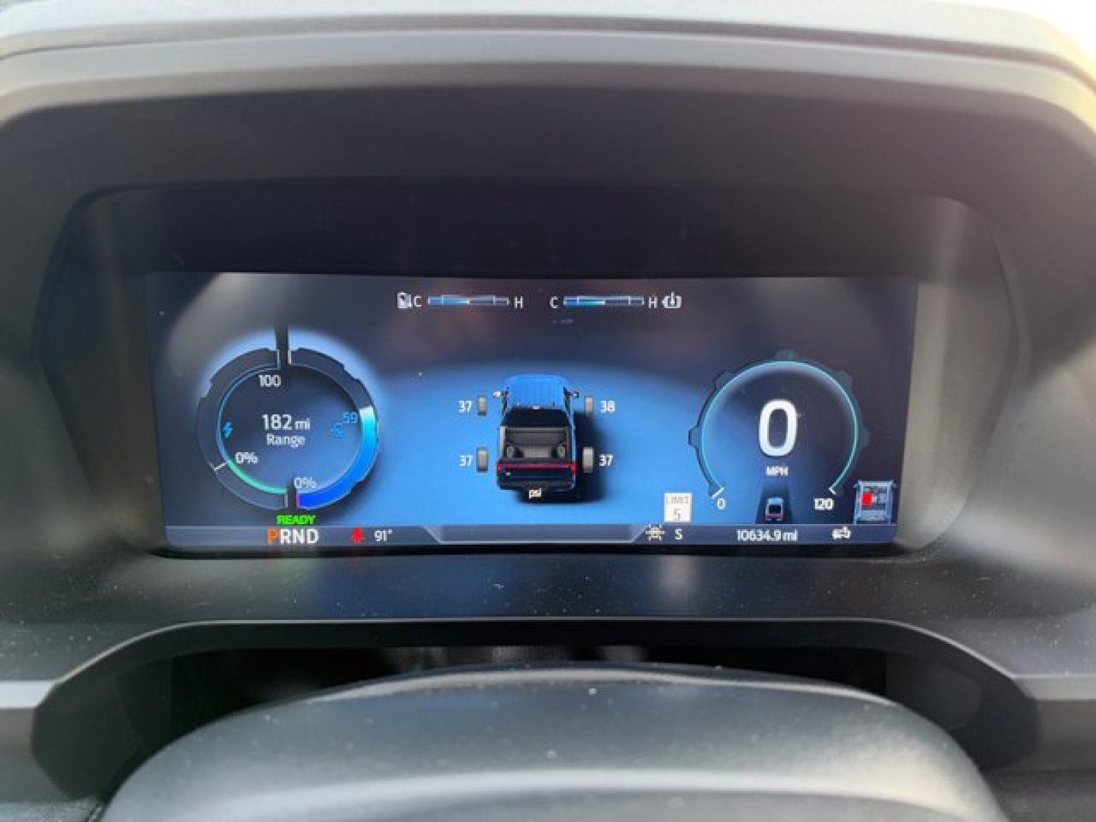 Used 2025 Ford F150 Lightning Flash AWD/4WD image 23