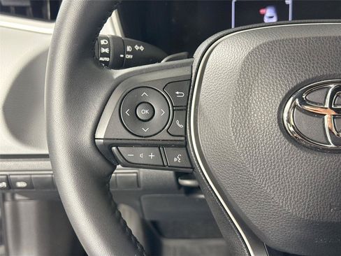 Used 2025 Toyota Corolla XSE FWD image 18