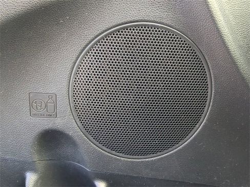 Used 2017 Kia Forte EX image 18