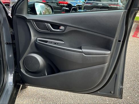 Used 2023 Hyundai Kona SEL w/ Cargo Package image 12