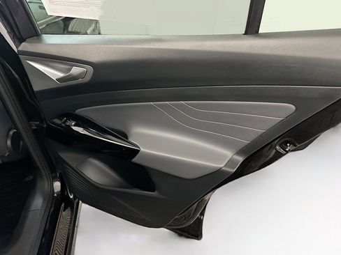 Used 2023 Volkswagen ID.4 Pro S AWD/4WD image 33