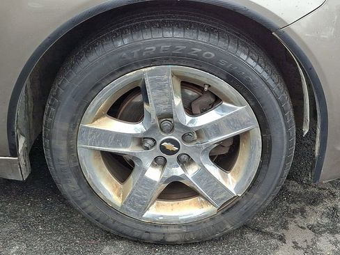 Used 2010 Chevrolet Malibu LT w/ Power Convenience Package FWD image 15