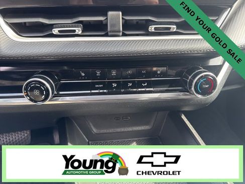 Used 2025 Chevrolet Equinox LT image 22