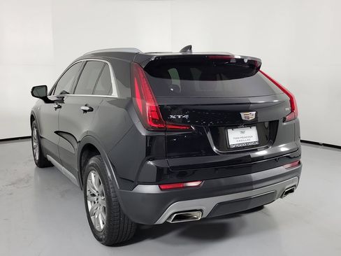 Used 2021 Cadillac XT4 Premium Luxury FWD image 4