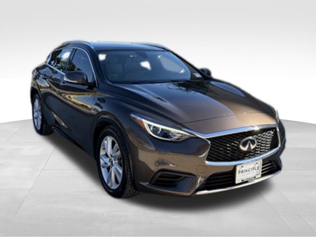 Used 2019 INFINITI QX30 FWD image 6