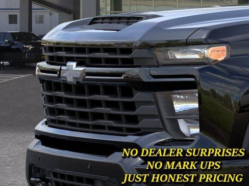 New 2026 Chevrolet Silverado 2500 Custom w/ Custom Value Package AWD/4WD image 13