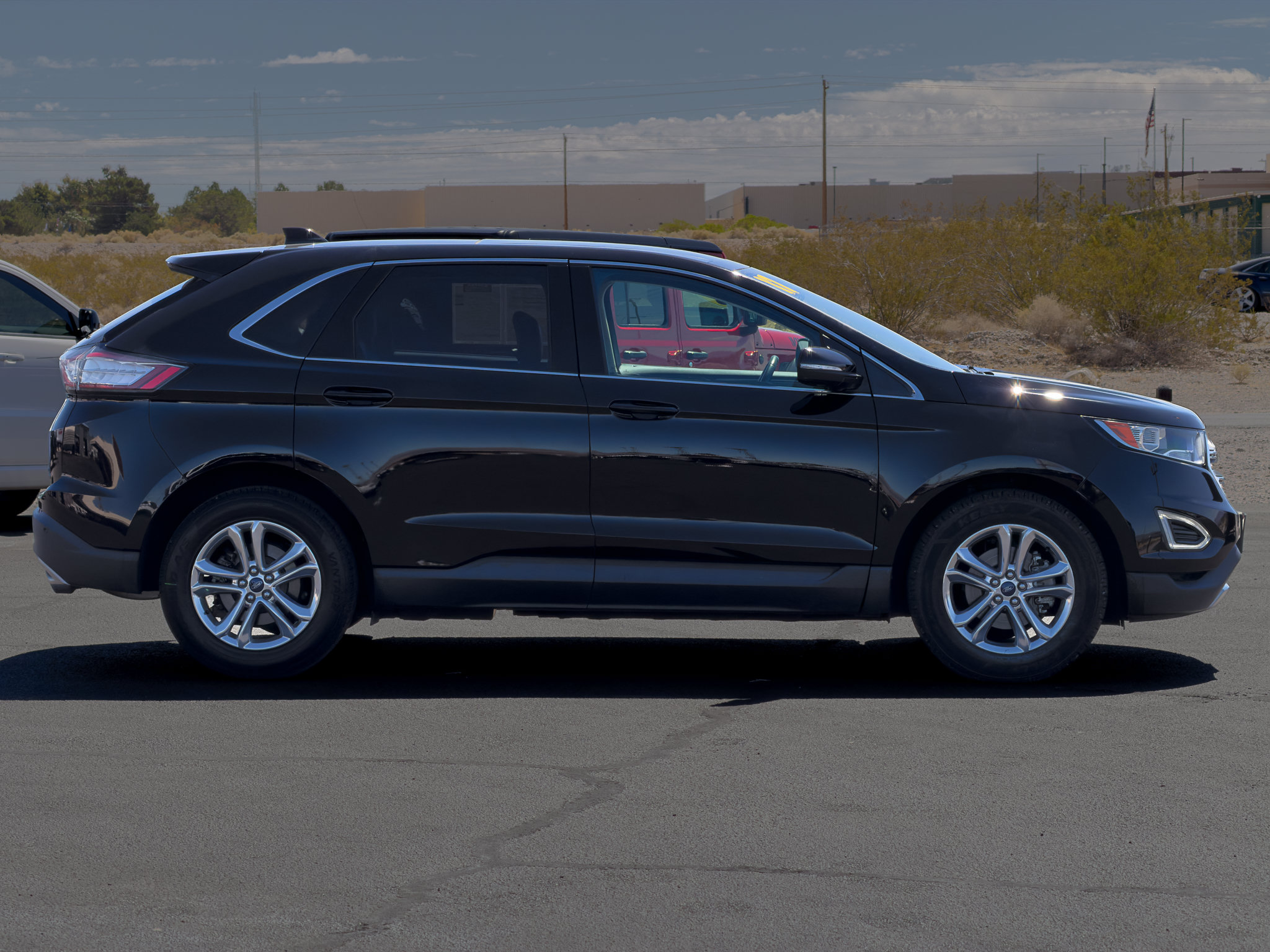 Used 2017 Ford Edge SEL w/ Equipment Group 201A FWD image 6