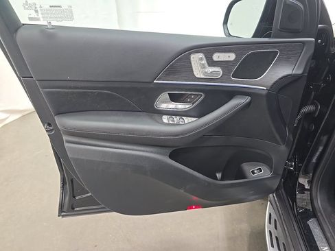 Certified 2025 Mercedes-Benz GLE 350 4MATIC w/ AMG Line Exterior image 9