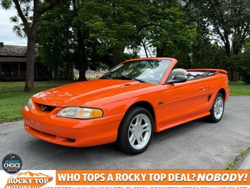 Used 1996 Ford Mustang GT RWD image 1