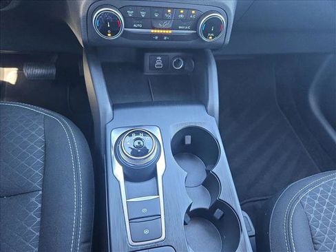 Used 2025 Ford Escape Active AWD/4WD image 13