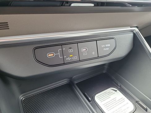 New 2026 Kia Carnival SX FWD image 35