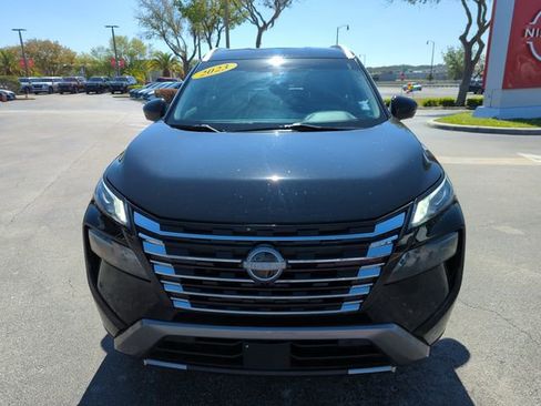 Certified 2024 Nissan Rogue SL FWD image 15