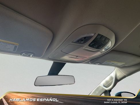 Used 2022 Chrysler Voyager LX image 22