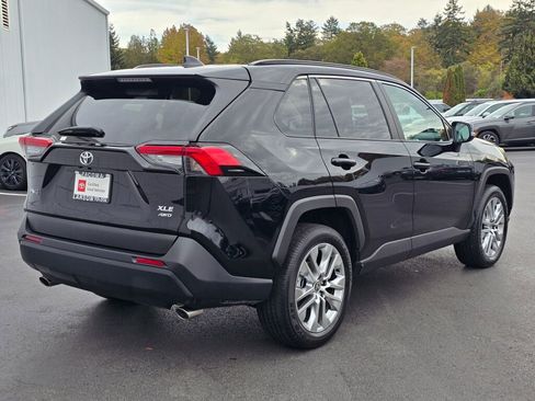 Certified 2025 Toyota RAV4 XLE Premium image 3