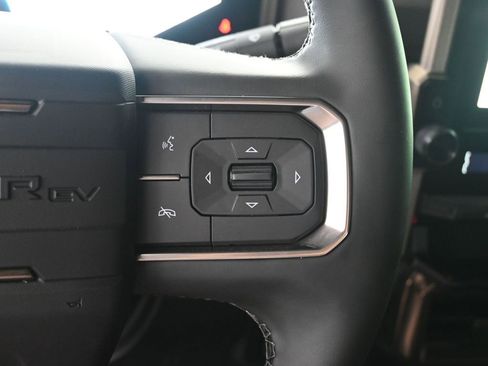 New 2025 GMC Hummer EV 2X w/ LPO, Dark Essentials Package image 35