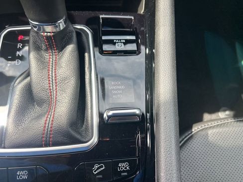 New 2025 Jeep Compass Trailhawk w/ Trailhawk Elite Group image 43