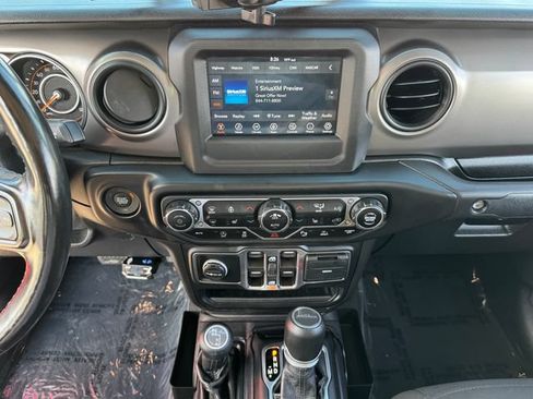 Used 2021 Jeep Gladiator Sport AWD/4WD image 24