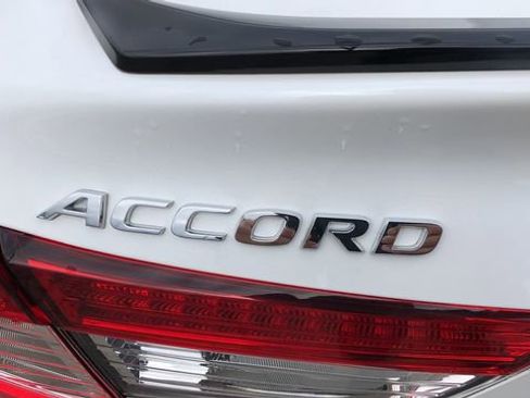 Used 2022 Honda Accord Sport image 32