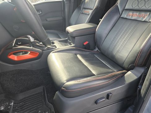 Used 2023 Nissan Frontier PRO-4X w/ Pro-4X Premium Package image 23