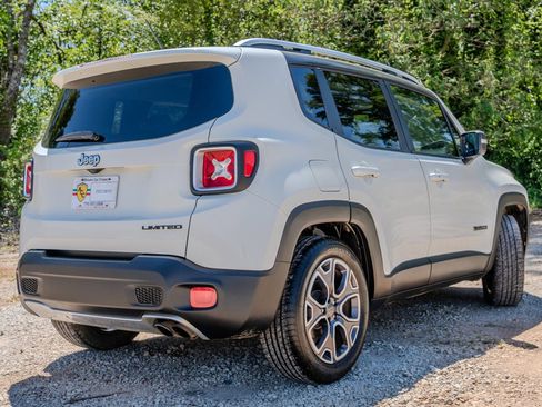 Used 2016 Jeep Renegade Limited image 5