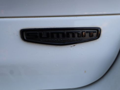 Used 2023 Jeep Grand Cherokee L Summit w/ High Altitude Package AWD/4WD image 50