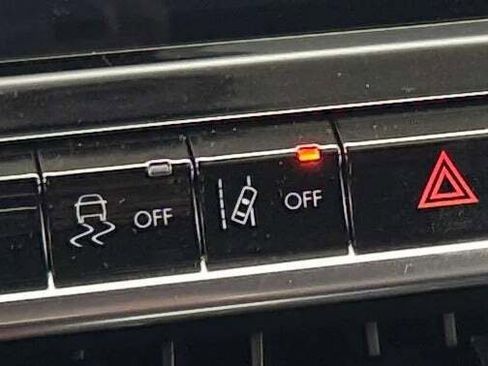 New 2026 Jeep Compass Limited image 36