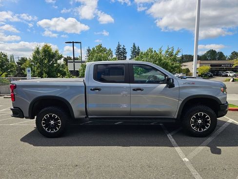 Used 2024 Chevrolet Silverado 1500 ZR2 AWD/4WD image 6