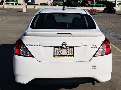 Used 2018 Nissan Versa SV w/ SV Special Edition Package FWD image 8