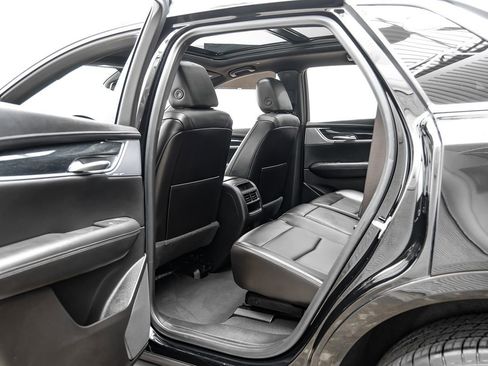 Used 2025 Cadillac XT5 Premium Luxury FWD image 41