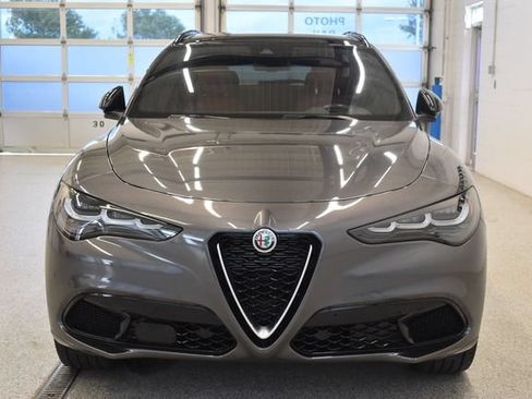 Used 2024 Alfa Romeo Stelvio Ti w/ Performance Driving Package AWD/4WD image 3