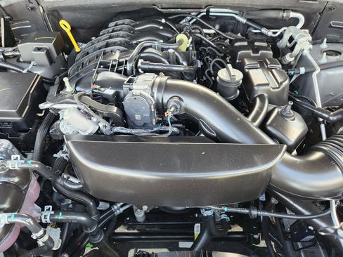 Used 2025 Dodge Durango GT RWD image 31