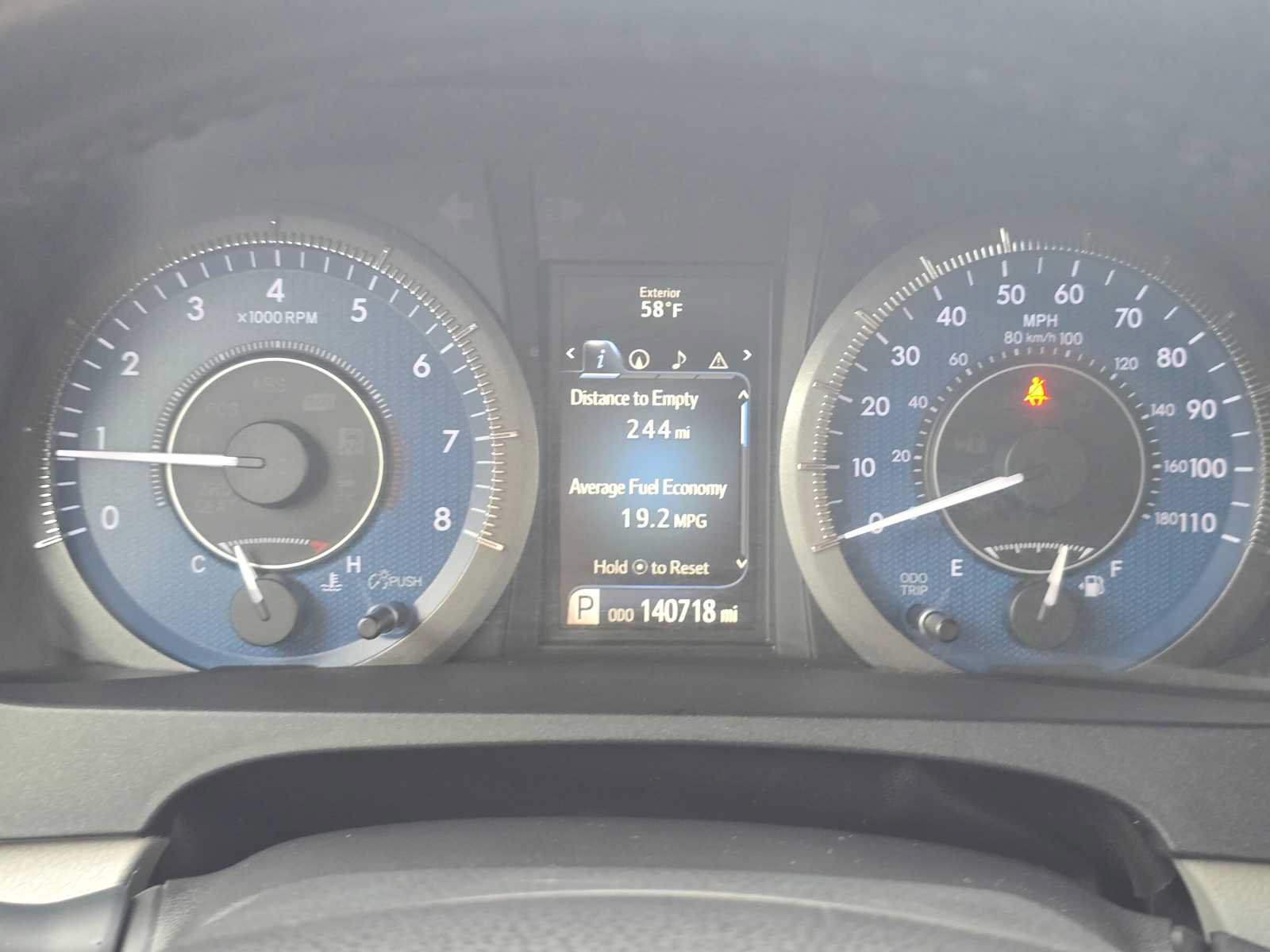 Used 2016 Toyota Sienna XLE w/ XLE Navigation Package FWD image 25