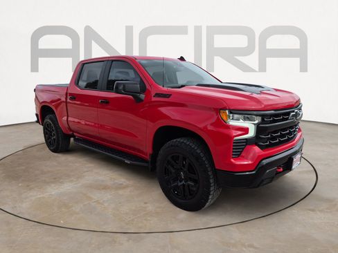 Used 2023 Chevrolet Silverado 1500 LT Trail Boss w/ LPO, Dark Essentials Package AWD/4WD image 5