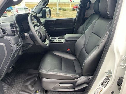 Used 2025 Toyota Land Cruiser 1958 image 43