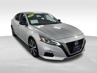 Used 2022 Nissan Altima 2.5 SR