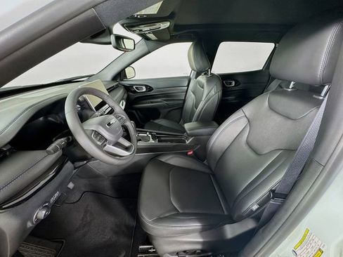 New 2026 Jeep Compass Limited w/ Sun, Sound & Navigation Group image 20