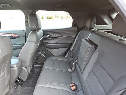 Used 2025 Chevrolet TrailBlazer RS w/ Convenience Package image 18