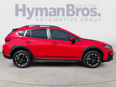 Certified 2022 Subaru Crosstrek 2.0i Premium image 2